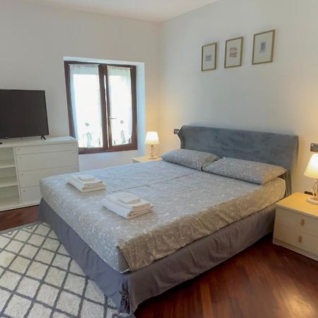 Incantevole Appartamento Moniga del Garda Εξωτερικό φωτογραφία